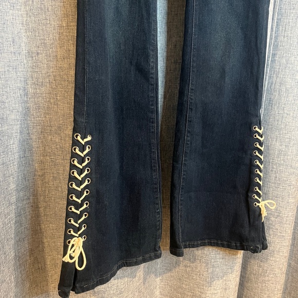 SHEIN ICON Women's Criss Cross Strap High Waist Flared Bottom Jeans - Picture 2 of 15